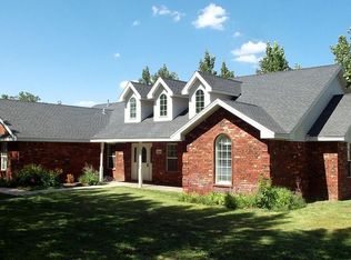 1406 Ebeling Dr, Plainview, TX 79072