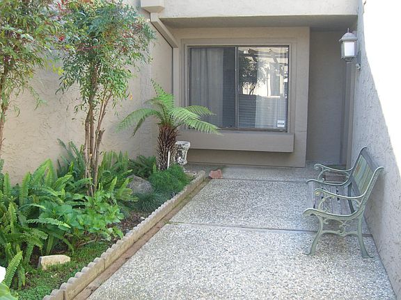 2nd image of 1675 Sandyrock Ln