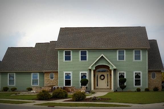 2nd image of 580 Birch Ct
