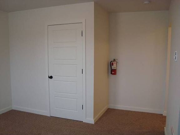 Living Area (2)