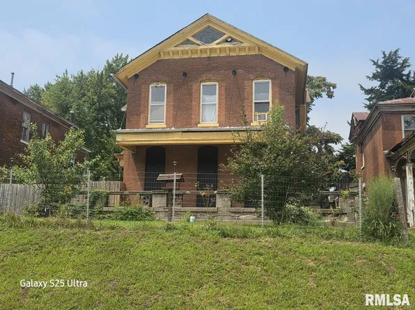 931 N 5th St, Quincy, IL 62301