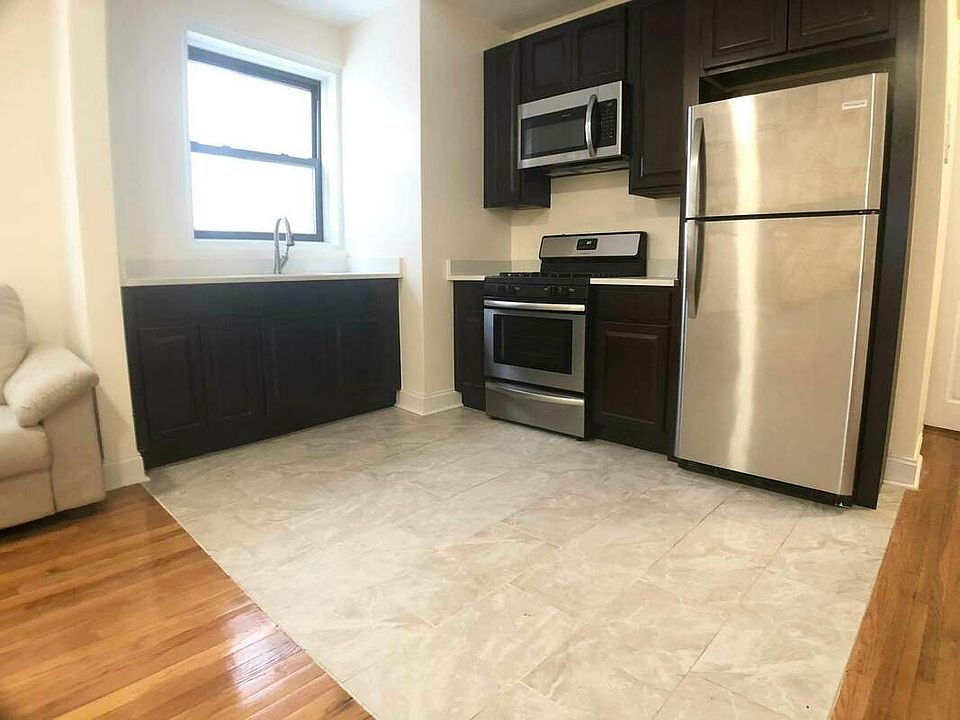 1st image of 312 E 21st St #4