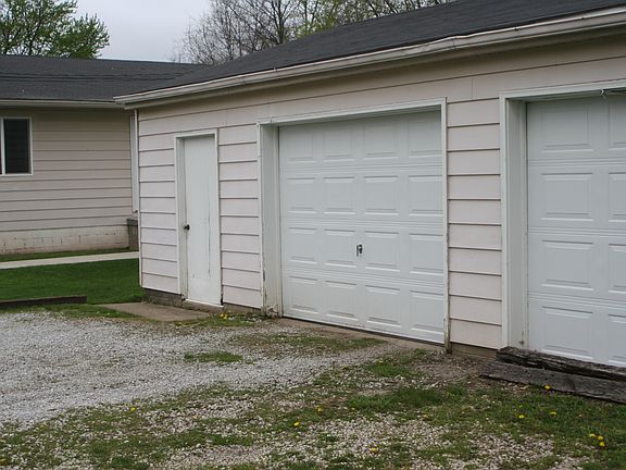 3rd image of 2757 Michaels Dr