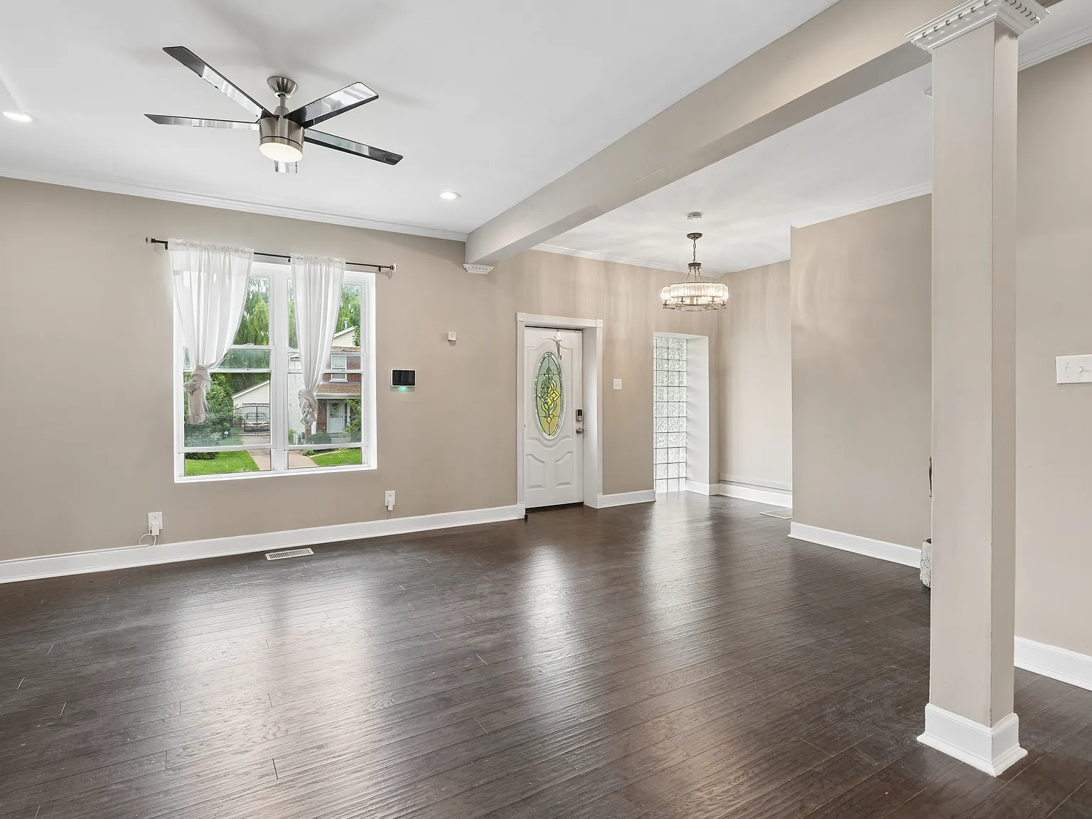 4 bed, 2874 sqft, $2,875 — Photo 3
