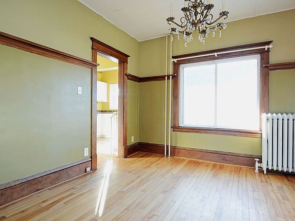 5th image of 1682 Ross Ave