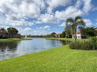 6720 Huntington Lakes Cir APT 101, Naples, FL 34119