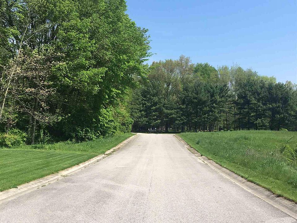 2nd image of 58261 Crossview Ln