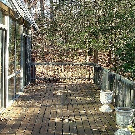 Huge Deck