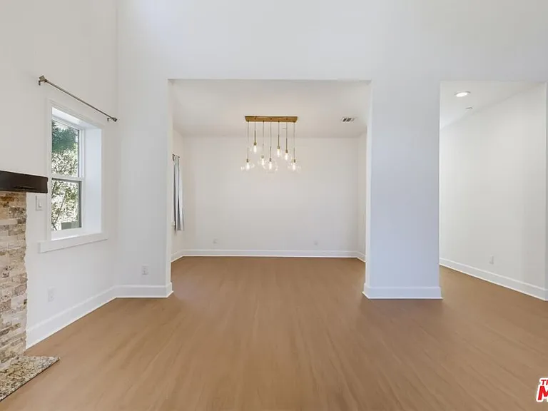 3528 Mesquite St — Photo 9