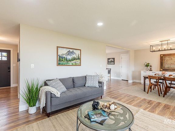 5th image of 5696 N Kriscliffe Ct