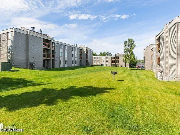 4670 Reka Dr #G11 — Photo 7
