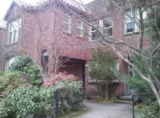2933 SE Hawthorne Blvd, Portland, OR 97214