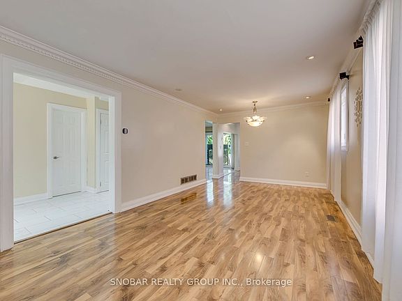 4th image of 296 Rimilton Ave