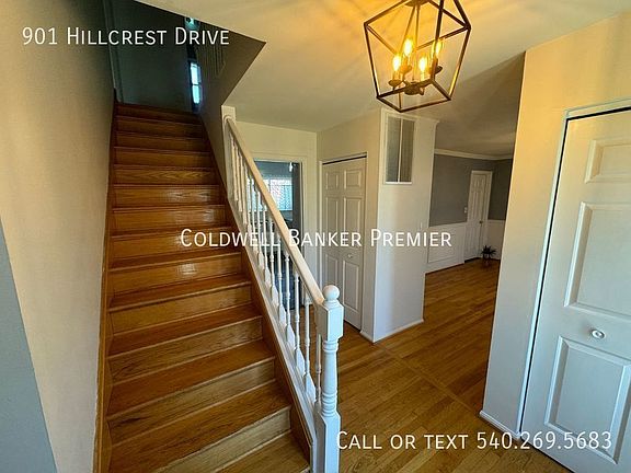 4th image of 901 Hillcrest Dr