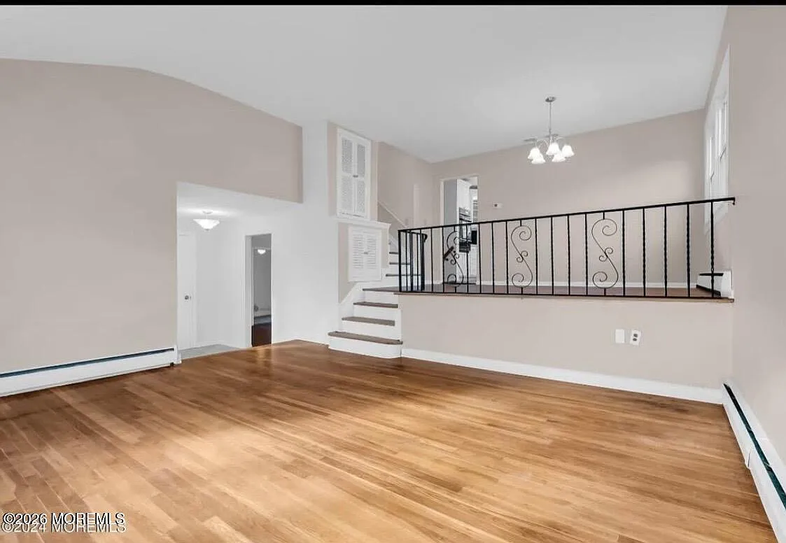 3 bed, 1870 sqft, $3,850 — Photo 3