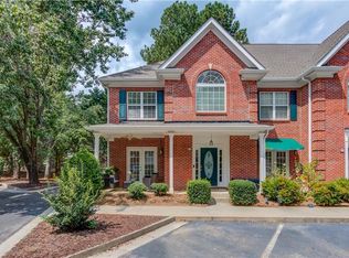 2075 Pine Tree Dr APT F1, Buford, GA 30518