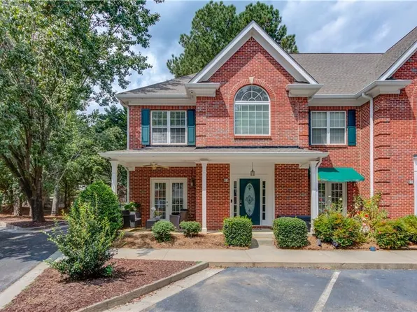 2075 Pine Tree Dr APT F1, Buford, GA 30518