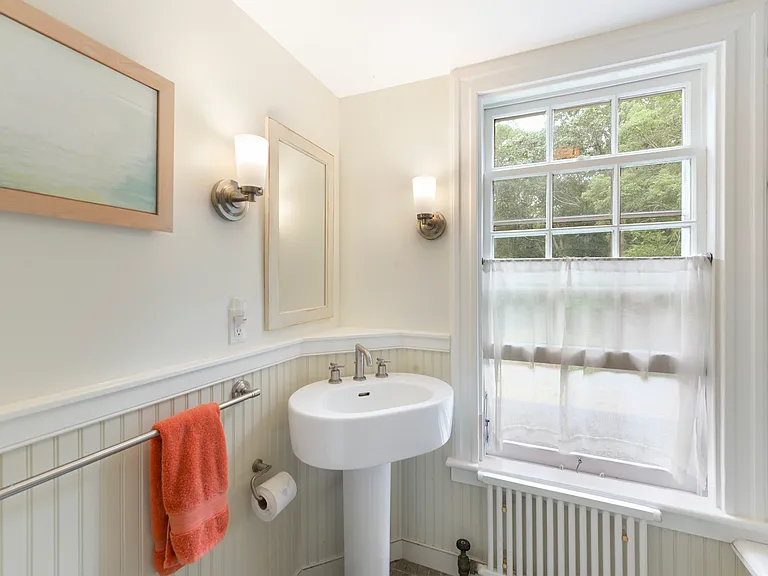 7134 Indian Neck Ln — Photo 10