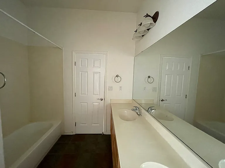 7300 Elvora Way — Photo 14