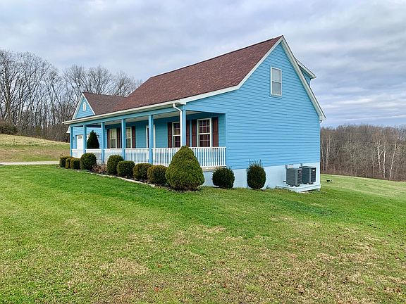 2nd image of 38 Robin Hill Ln