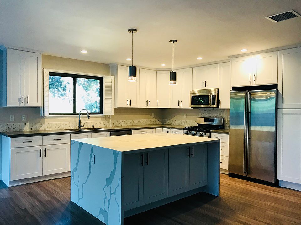 1st image of 20417 Califa St