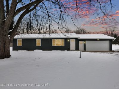 56 S Onondaga Rd, Mason, MI, 48854