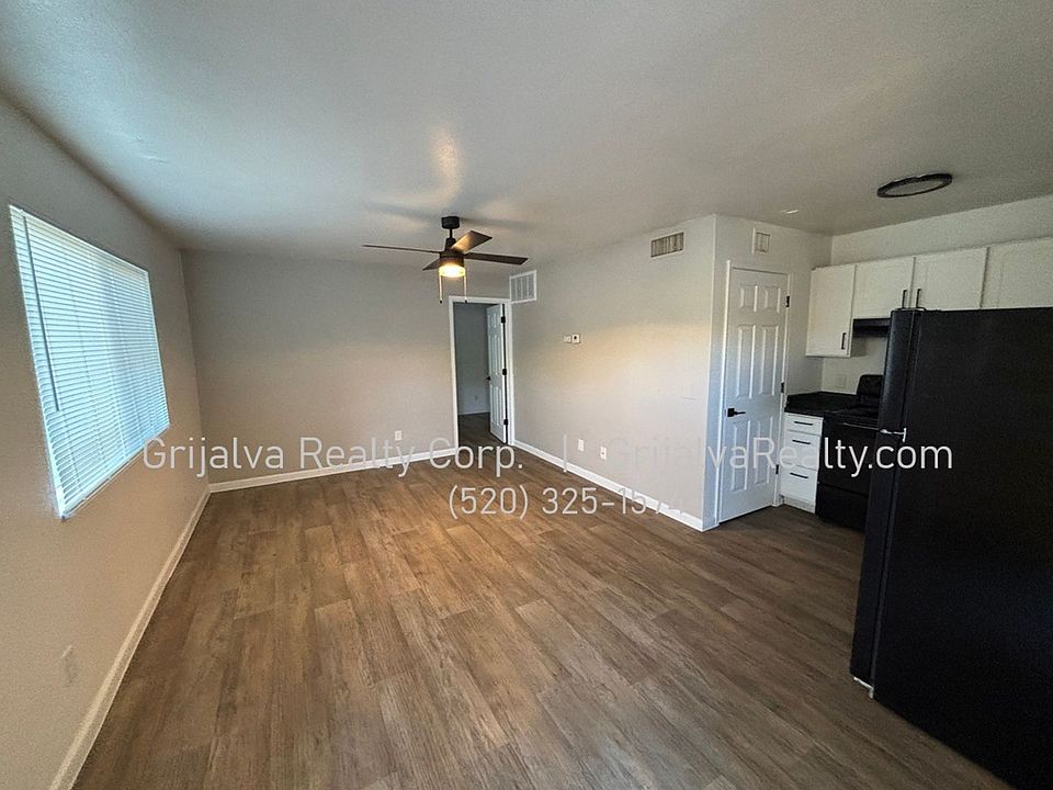 1st image of 2322 N Elaine Blvd APT 9