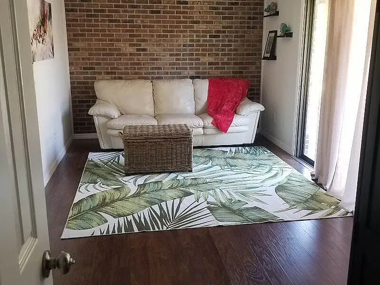 1833 Oakwood Trl — Photo 16