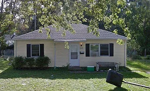 1303 Laurel Dr