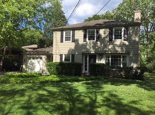 143 Lake St, Glencoe, IL 60022