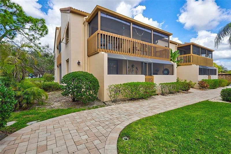 1st image of 3017 WILLOW GREEN #18