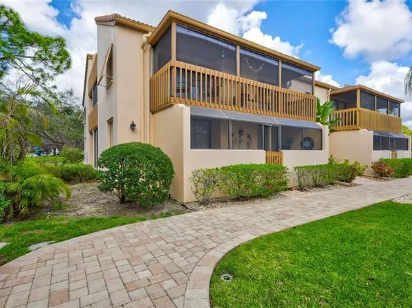 3017 Willow Green Dr #18, Sarasota, FL 34235