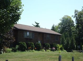 144 Lake Rd, Crown point, NY 12928