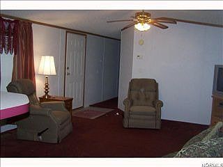 5th image of 153 Paradise Blvd