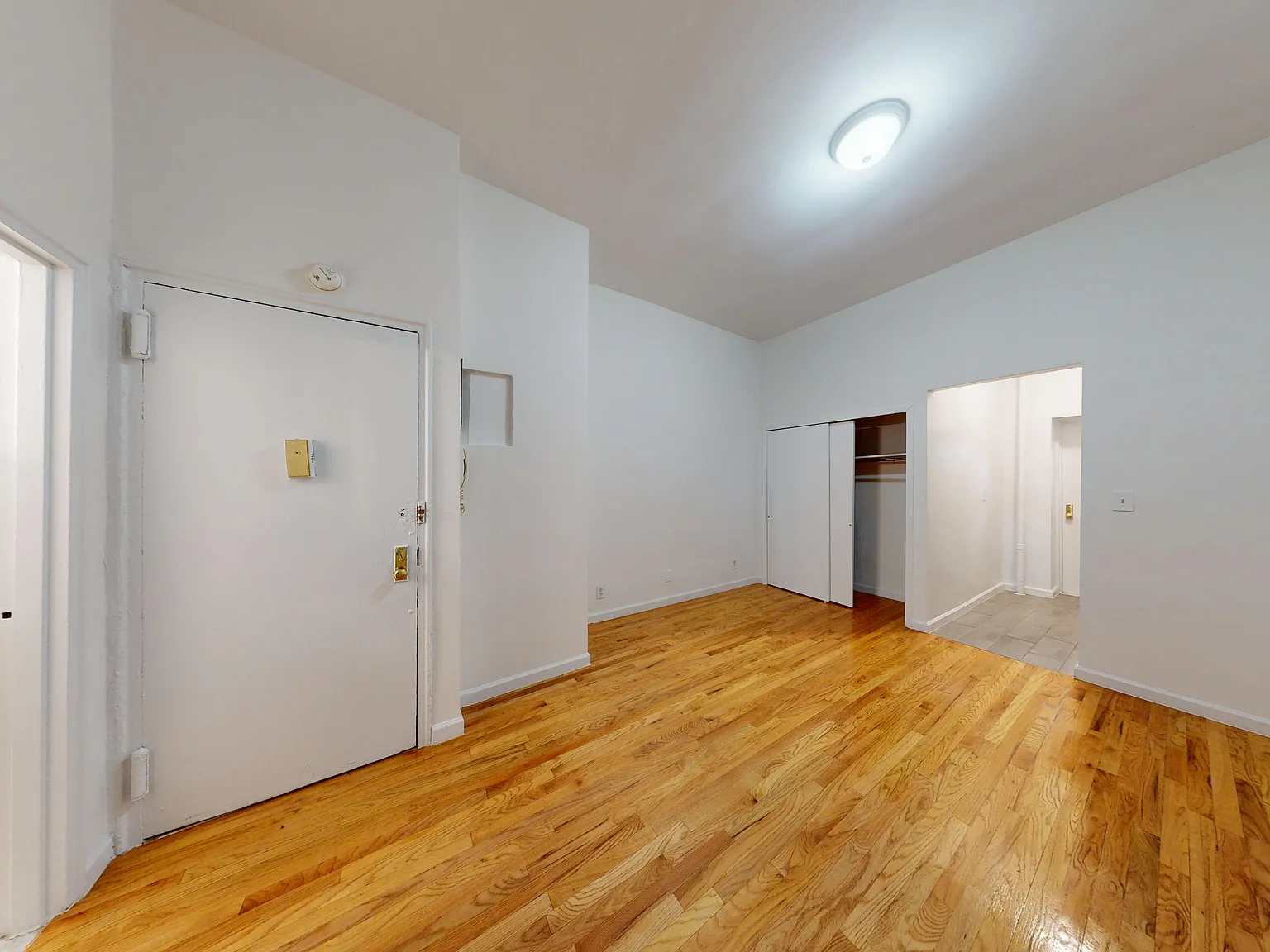 337 East 90th Street — Photo 2