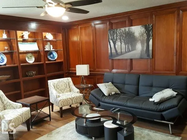 300 W Peachtree St NW #16, Atlanta, GA 30308