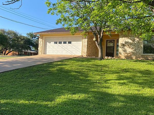 407 3rd St, Marble Falls, TX 78654