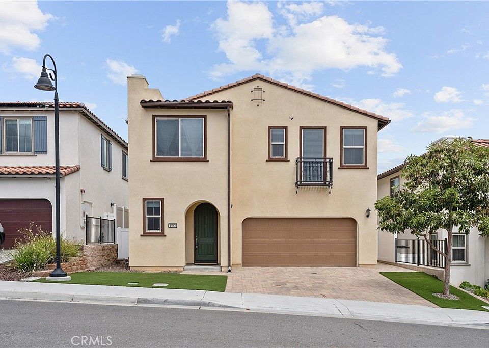 1st image of 1582 Wildgrove Way
