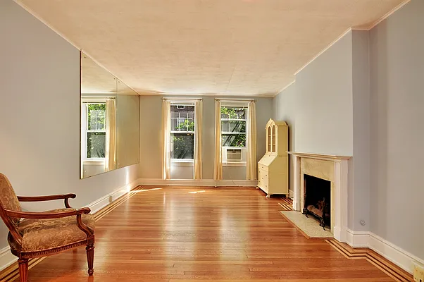 Sold by Corcoran | media 14