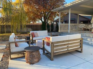 607 N Havenwood Ct, Andover, KS 67002