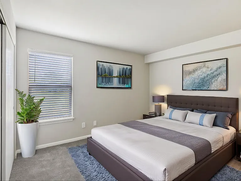 Prospector's Point Apartments — Photo 14