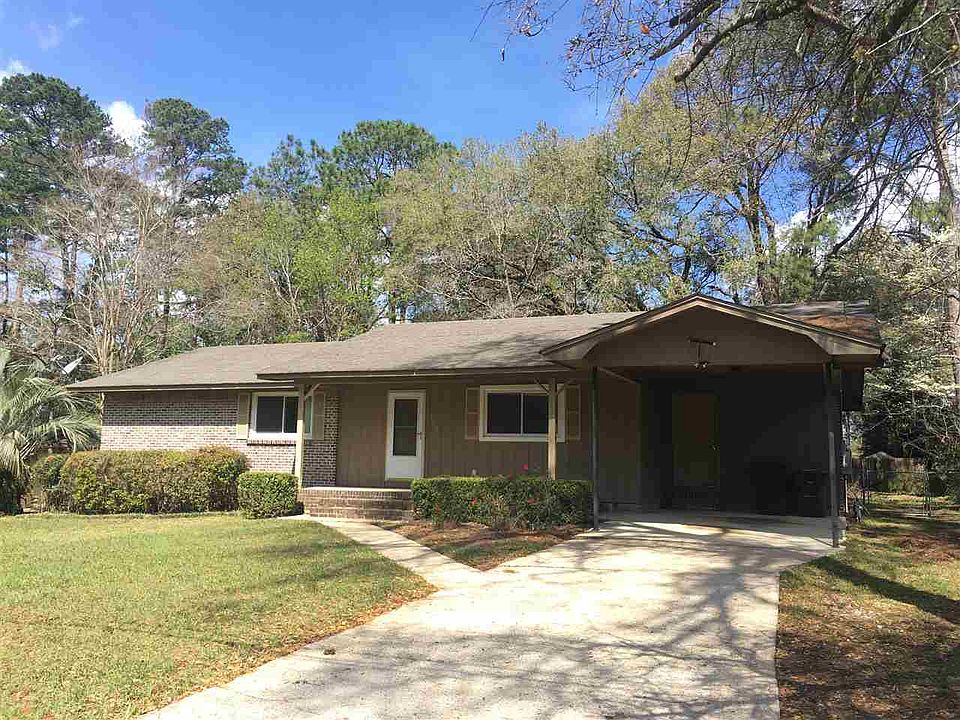 1st image of 2910 Primrose Ln