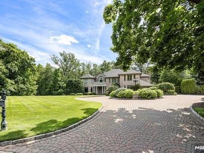 168 Vaccaro Dr, Cresskill, NJ, 07626