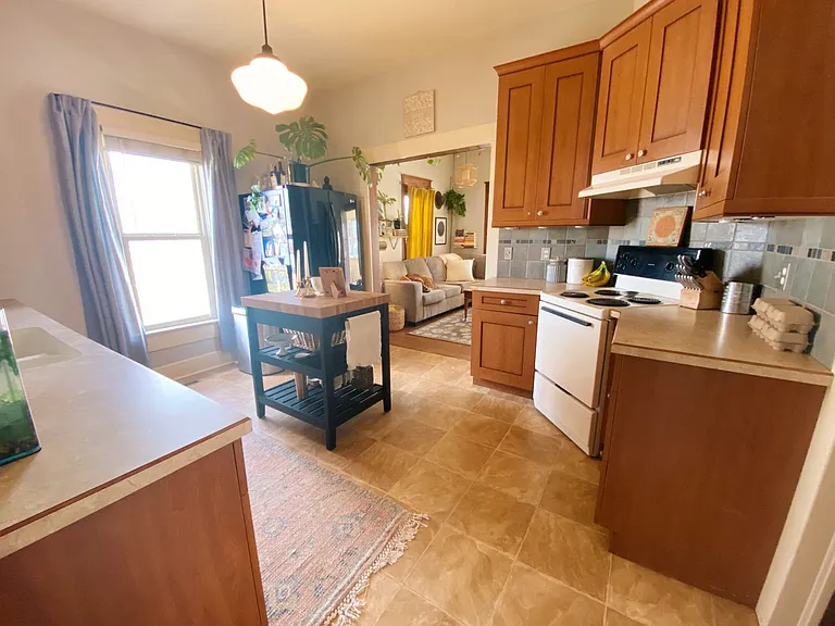 431 N Whitcomb St — Photo 1