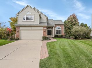 3663 Normandy Ct, Rochester, MI 48306