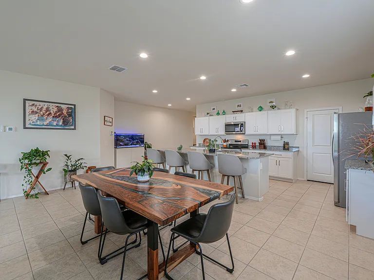 36065 W San Sisto Ave — Photo 30