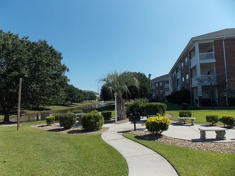 3919 Gladiola Ct #101 — Photo 20