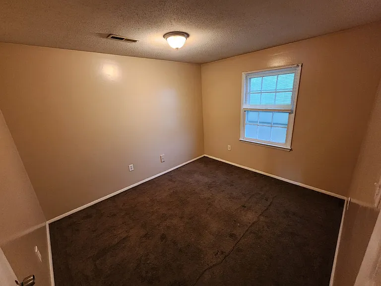 6526 White Horse Rd #17C — Photo 11