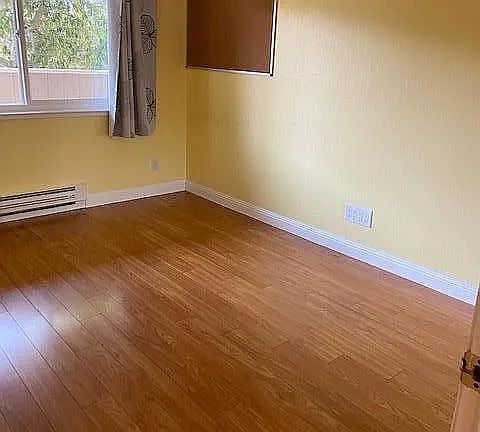 4th image of 7150 Rainbow Dr APT 7