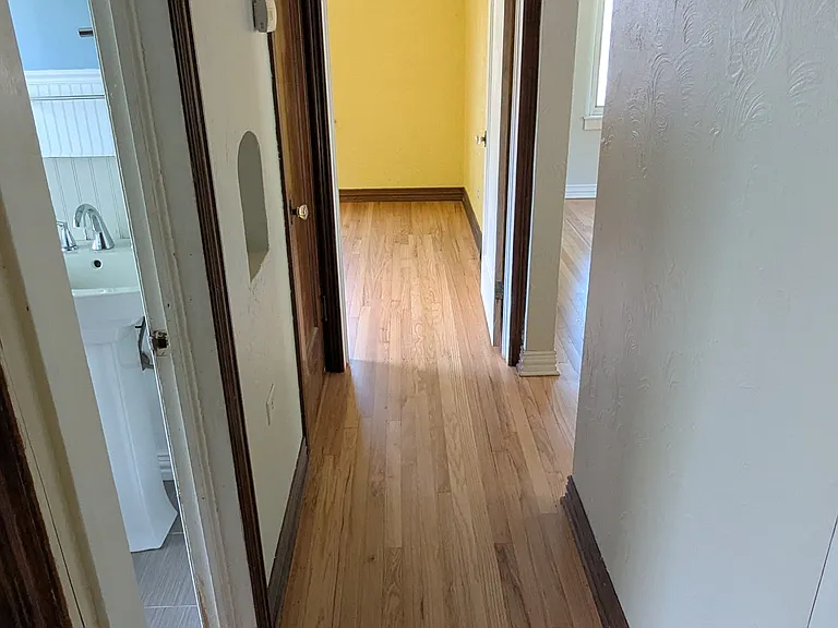 2257 S Logan St — Photo 12
